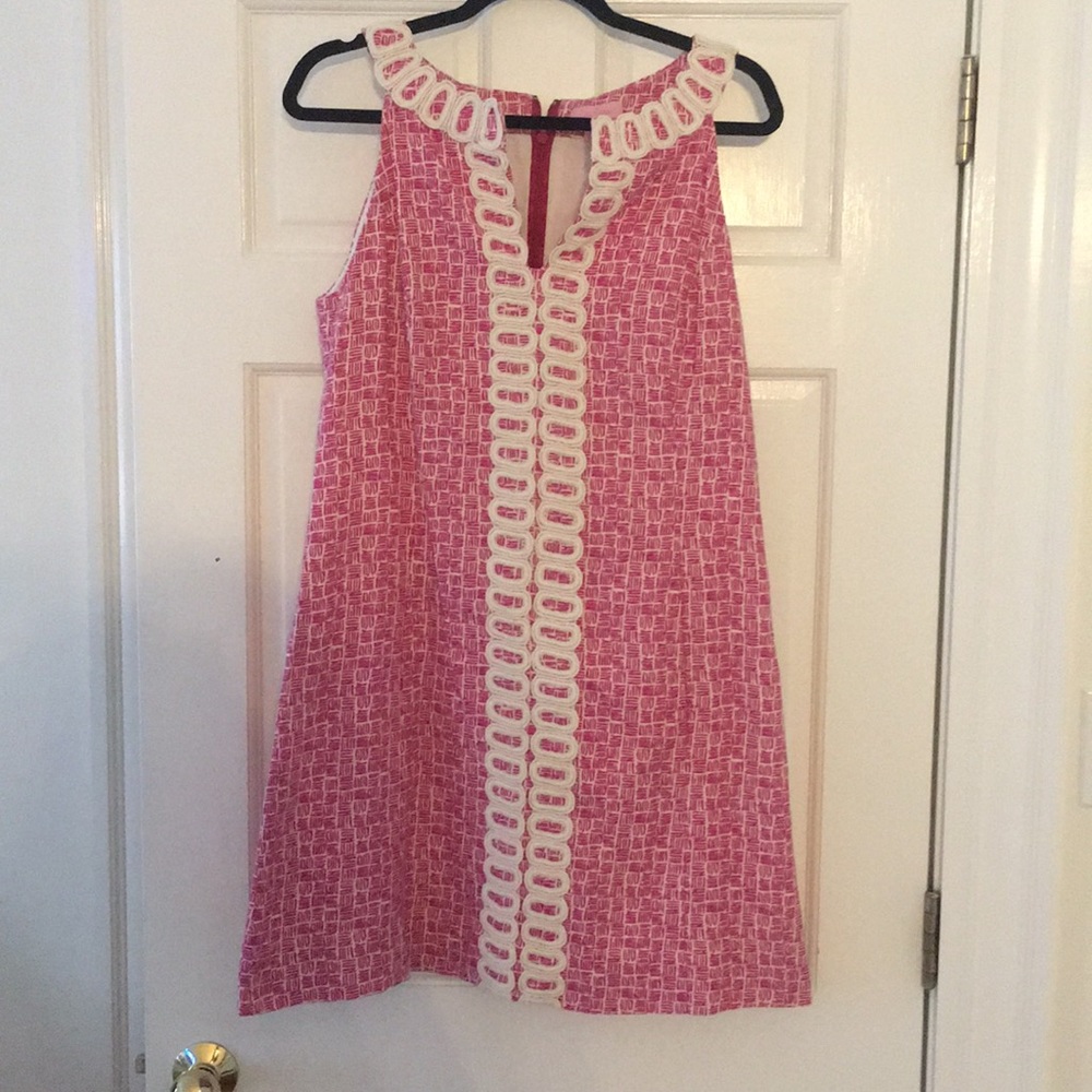 Lilly Pulitzer Pink Embroidered dress size 12